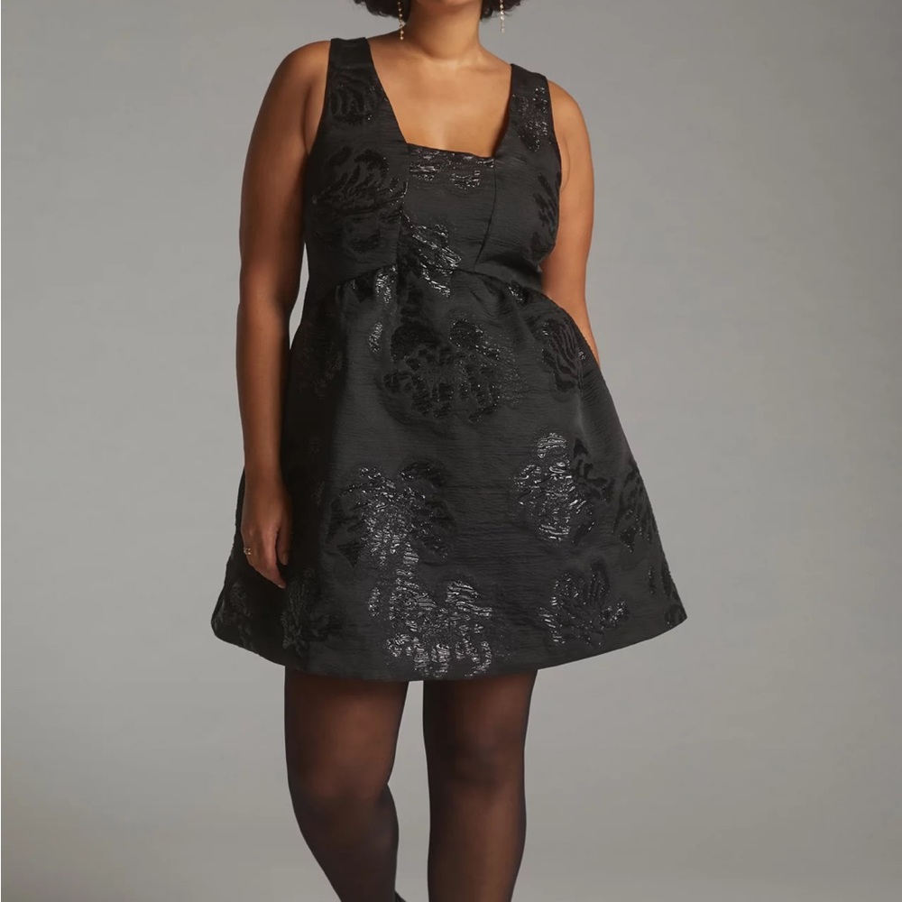 Brand new Anthropologie Maeve jacquard black sequin dress. With Tags!